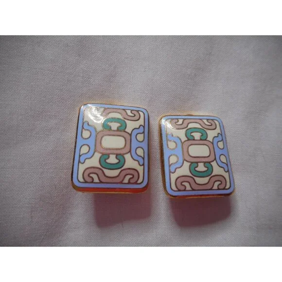 Vintage 1980s clip on earrings Multicolor ethnic look costume jewelry Aztec - Picture 1 of 4